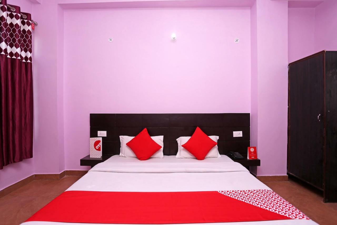 Oyo 19406 Hotel Janta Palace Алмора Екстериор снимка